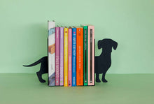 Charger l'image dans la galerie, Dachshund (Teckel) Black Metal Bookends