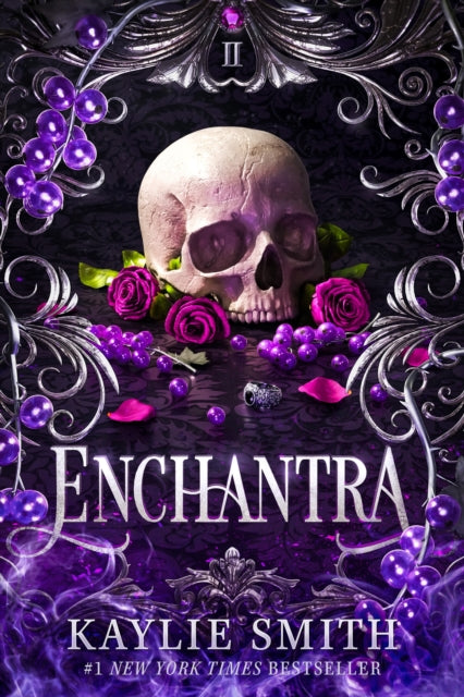 Enchantra : A spicy fantasy romance-9781836182559