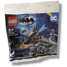 Cargar imagen en el visor de la galería, LEGO Super Heroes 30653 Batman 1992 Polybag
